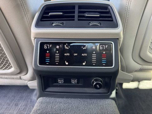 Used 2019 Audi A6 3.0T Premium Plus w/ Premium Plus Package AWD/4WD image 41