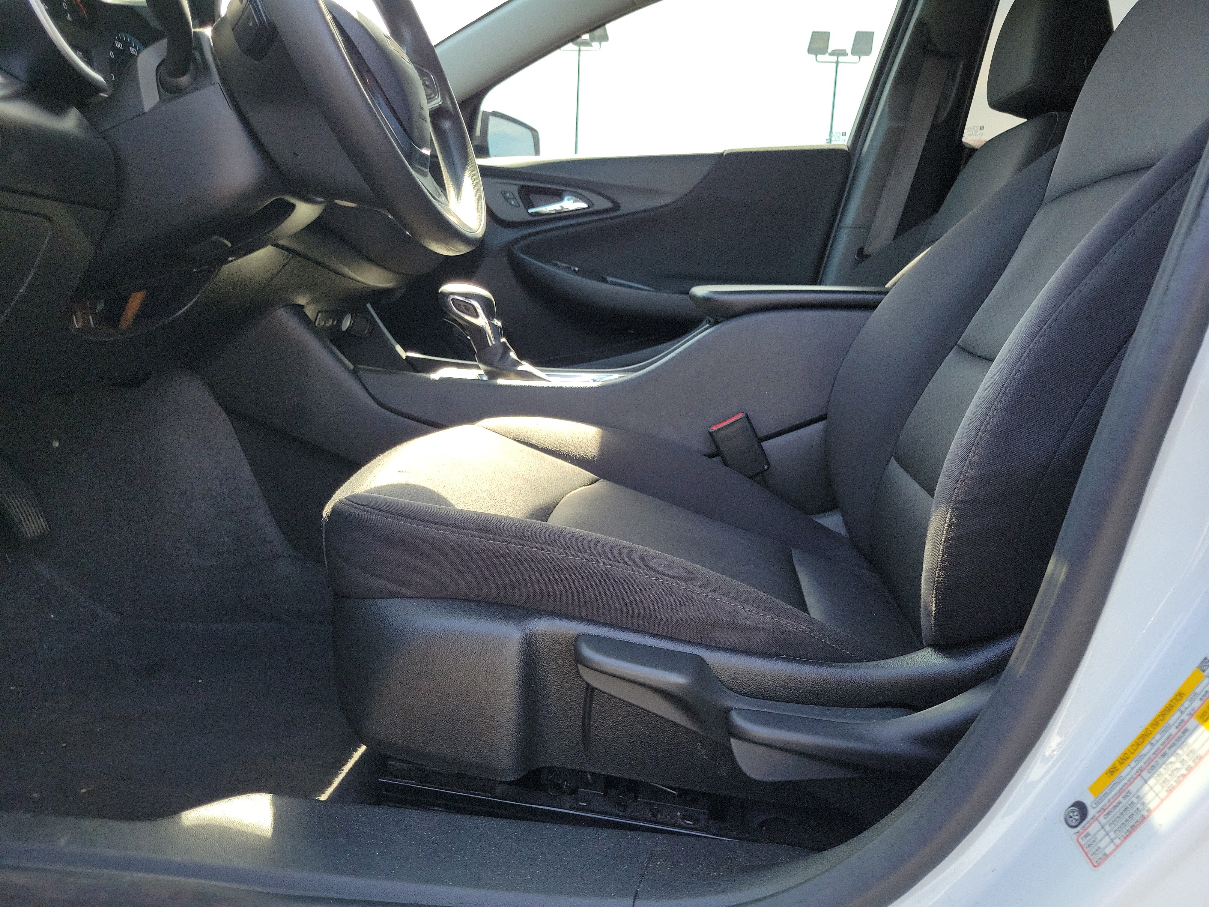 Used 2024 Chevrolet Malibu LS FWD image 16
