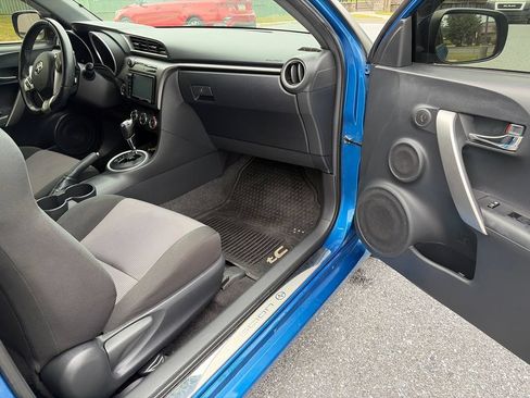 Used 2016 Scion tC FWD image 13