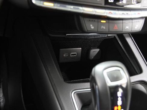 Used 2019 Cadillac XT4 Sport w/ Cold Weather Package image 17