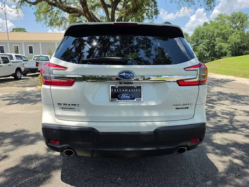 Used 2023 Subaru Ascent Touring AWD/4WD image 3
