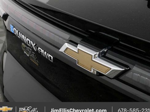 New 2026 Chevrolet Equinox EV LT image 36