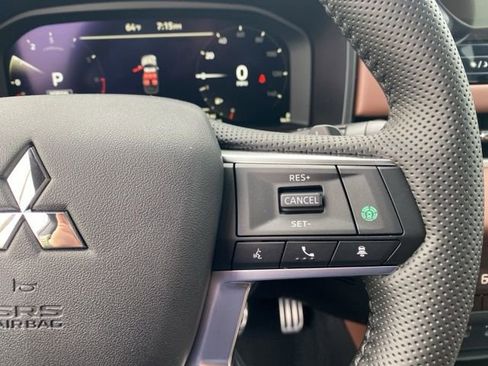 New 2025 Mitsubishi Outlander SEL image 23