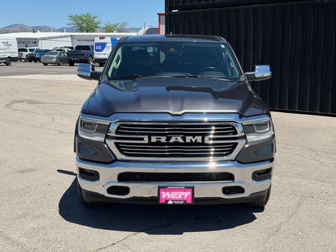 Used 2022 RAM 1500 Laramie AWD/4WD image 3