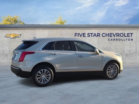 Used 2017 Cadillac XT5 Luxury image 9