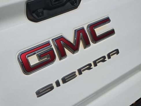 Used 2021 GMC Sierra 2500 4x4 Crew Cab w/ Convenience Package image 12