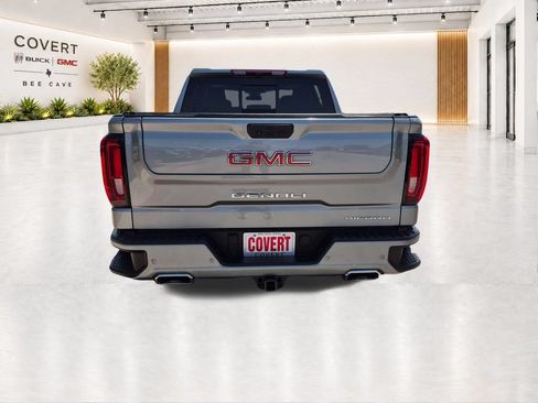 Used 2025 GMC Sierra 1500 Denali AWD/4WD image 12