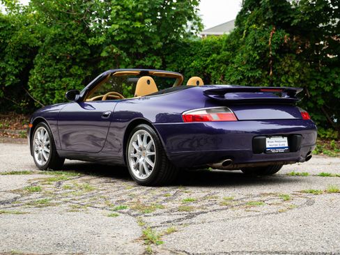 Used 2001 Porsche 911 Carrera RWD image 8