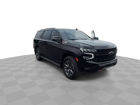 Certified 2023 Chevrolet Tahoe Z71 w/ Luxury Package AWD/4WD image 4
