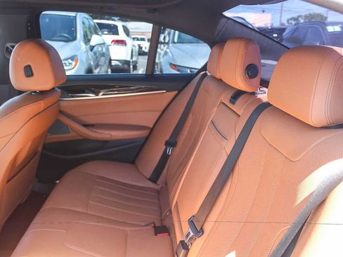 Used 2023 BMW 530e RWD image 22