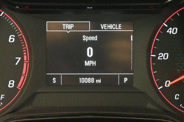 Used 2024 Chevrolet Trax RS FWD image 37