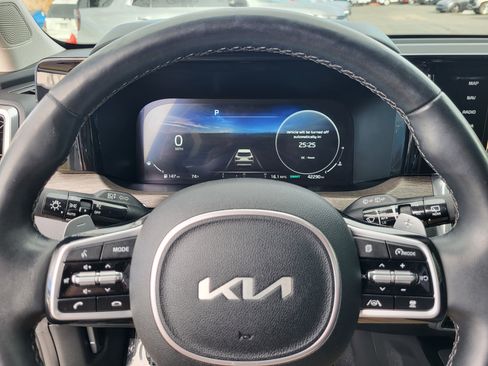 Used 2022 Kia Sorento SX Prestige image 8
