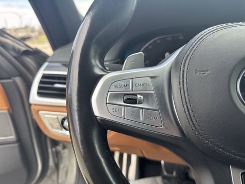 Used 2020 BMW 740i w/ Luxury Rear Seating Package image 17
