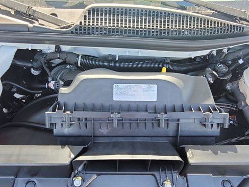 Used 2026 Chevrolet Express 2500 w/ Driver Convenience Package RWD image 26