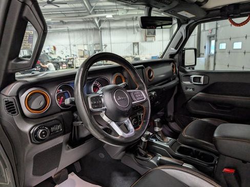 Used 2022 Jeep Gladiator Mojave w/ LED Lighting Group image 15