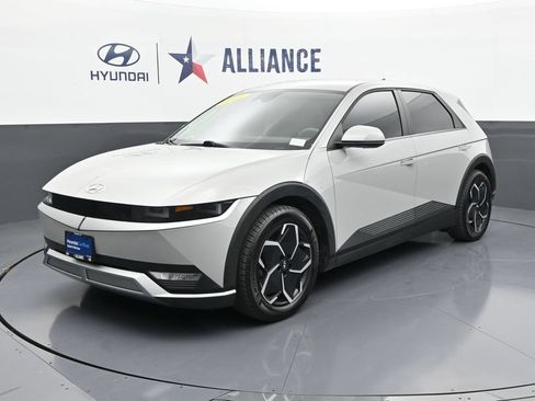 Certified 2024 Hyundai Ioniq 5 SEL AWD/4WD image 1