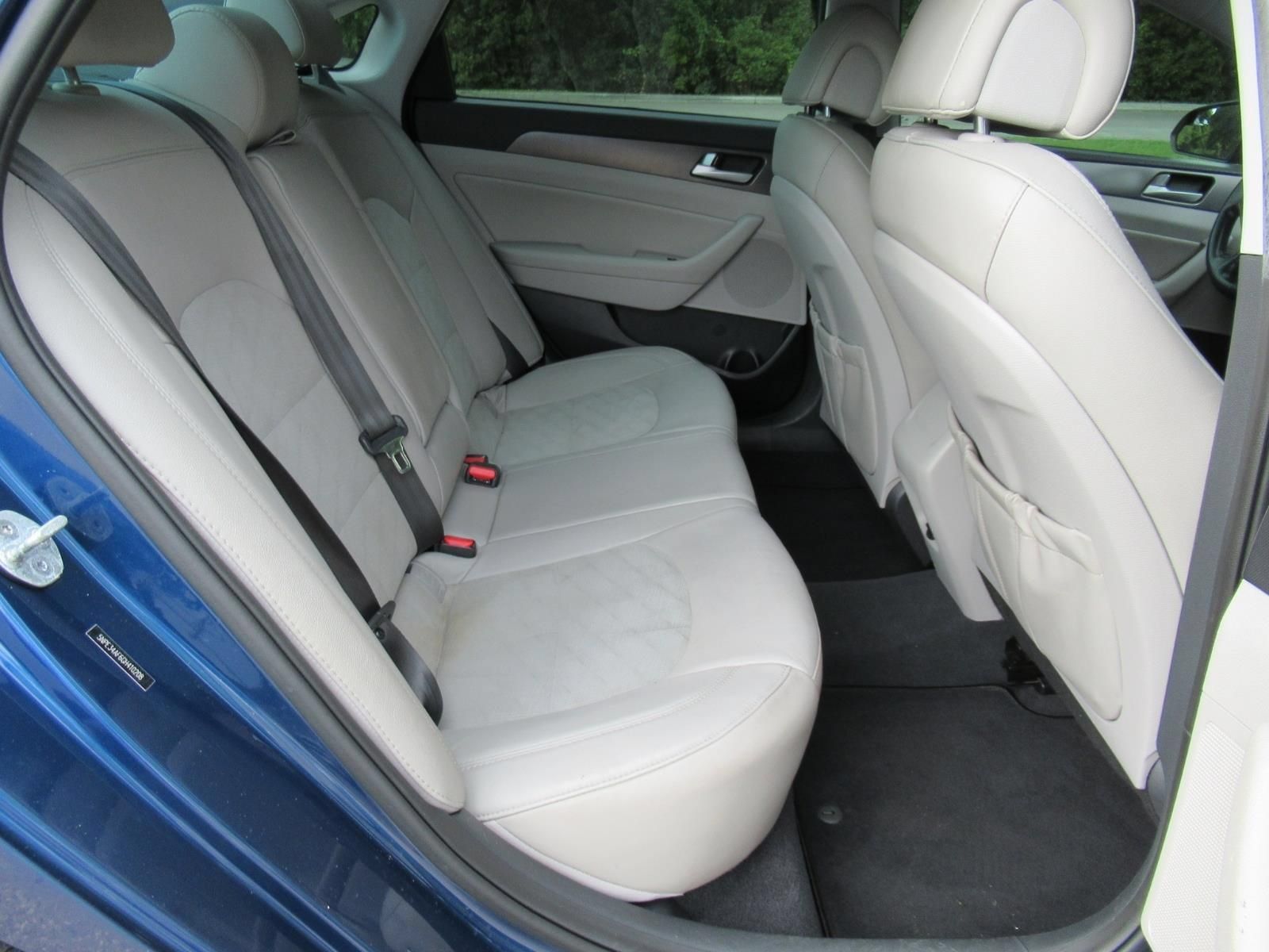 Used 2016 Hyundai Sonata Sport w/ Option Group 1V FWD image 33