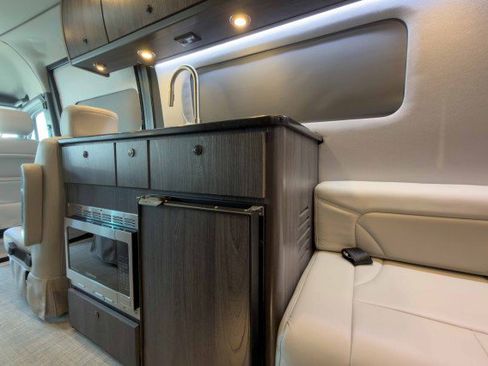 Used 2019 Mercedes-Benz Sprinter 170 image 32