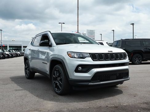 New 2026 Jeep Compass Latitude AWD/4WD image 3