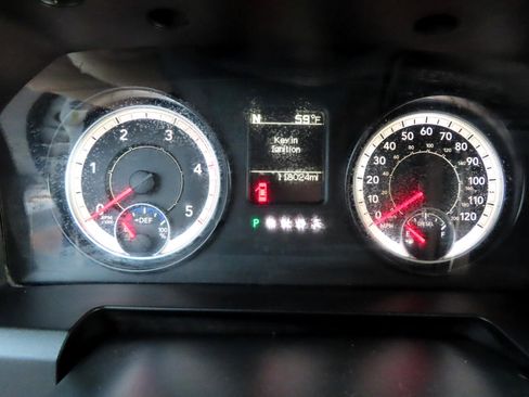 Used 2016 RAM 5500 Tradesman image 26