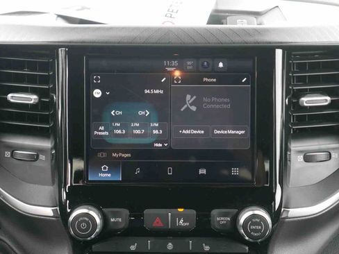 Used 2025 RAM 1500 Big Horn AWD/4WD image 6