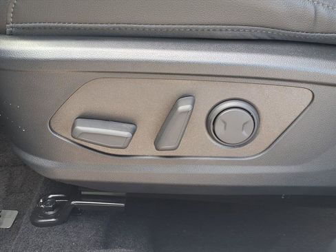 New 2025 Hyundai Santa Cruz SEL image 15