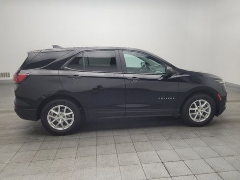Used 2023 Chevrolet Equinox LS FWD image 10