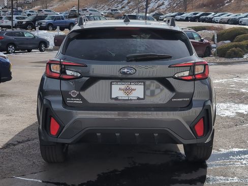 Used 2024 Subaru Crosstrek 2.0i Premium image 6