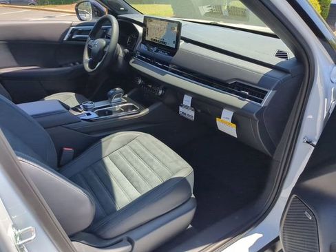 New 2026 Mitsubishi Outlander LE FWD image 37