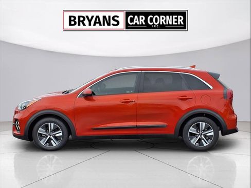 Used 2022 Kia Niro LXS image 20