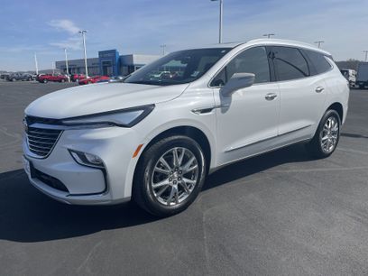 Used 2024 Buick Enclave Essence w/ Experience Buick Package