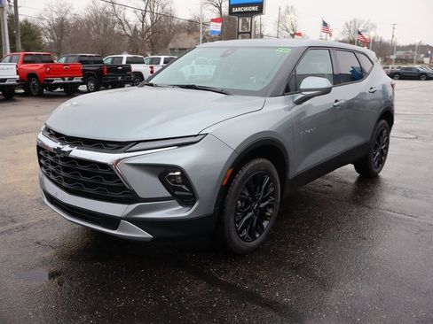 New 2026 Chevrolet Blazer LT w/ LPO, Black Sport Package image 22