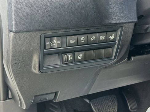 Certified 2025 Toyota Tundra SR5 w/ SR5 Premium Package RWD image 15