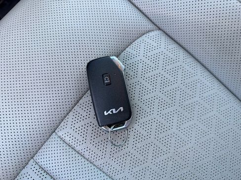 Used 2023 Kia Sorento SX Prestige AWD/4WD image 30