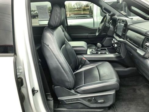 Used 2025 Ford F150 Lariat AWD/4WD image 25