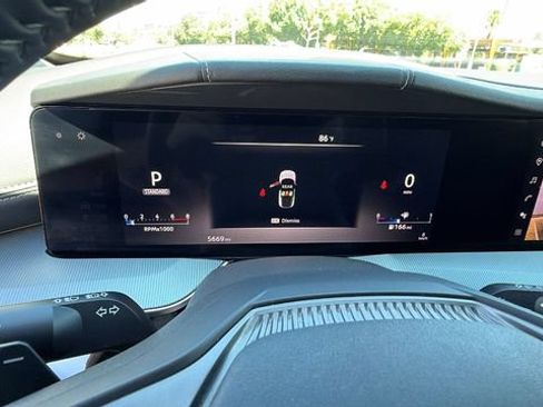 Used 2025 Nissan Murano SL w/ Cargo Package AWD/4WD image 29