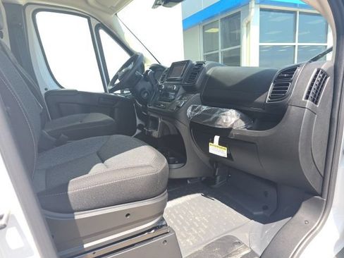 Used 2025 RAM ProMaster 1500 w/ Safety Group FWD image 5