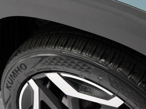 Used 2025 Kia Seltos SX AWD/4WD image 21