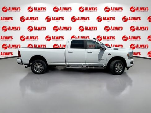 Used 2024 RAM 2500 Laramie AWD/4WD image 4