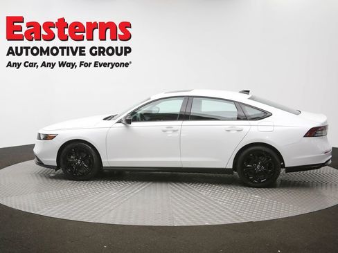 Used 2025 Honda Accord SE image 60