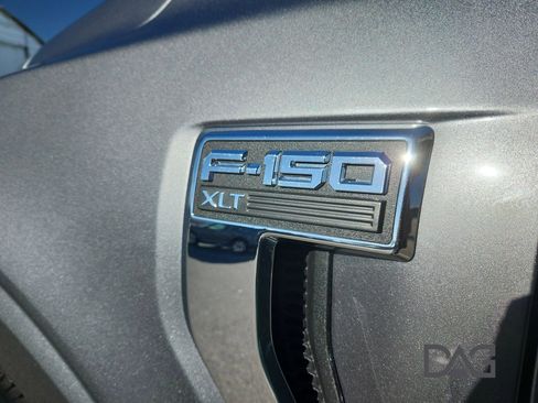 Used 2022 Ford F150 XLT image 32