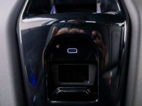 New 2027 BMW M5 Touring AWD/4WD image 21