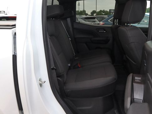Used 2024 GMC Canyon Elevation w/ Convenience Package AWD/4WD image 25