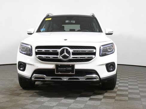 Used 2023 Mercedes-Benz GLB 250 4MATIC image 10