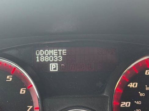 Used 2008 GMC Acadia SLT w/ Convenience Package image 18