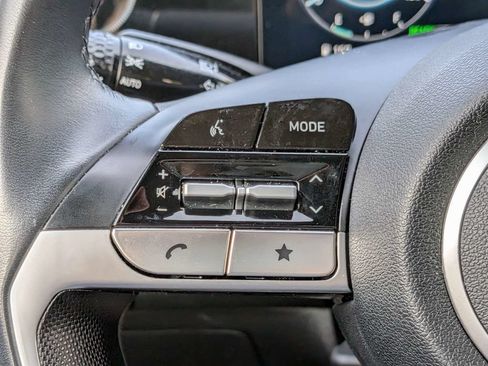 Certified 2024 Hyundai Elantra Limited FWD image 29