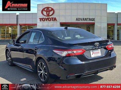 Used 2019 Toyota Camry SE w/ Convenience Package image 10