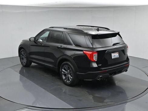 Used 2023 Ford Explorer XLT w/ Equipment Group 202A RWD image 42