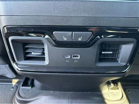 New 2026 GMC Sierra 2500 AT4 w/ AT4 Premium Plus Package image 16