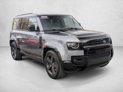 Used 2023 Land Rover Defender 110 X image 3